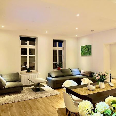 Wohnung Am Schloss 2 - Bestes Apartment In Weilburg Exterior foto